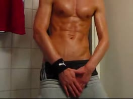 Adidas muscle twink fucking his hand